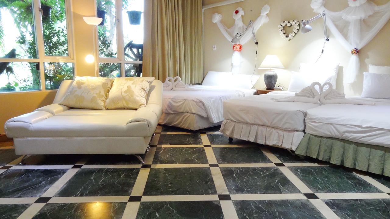 Asias Boutique Club /The Homestays 반 탈랏 랑싯 외부 사진