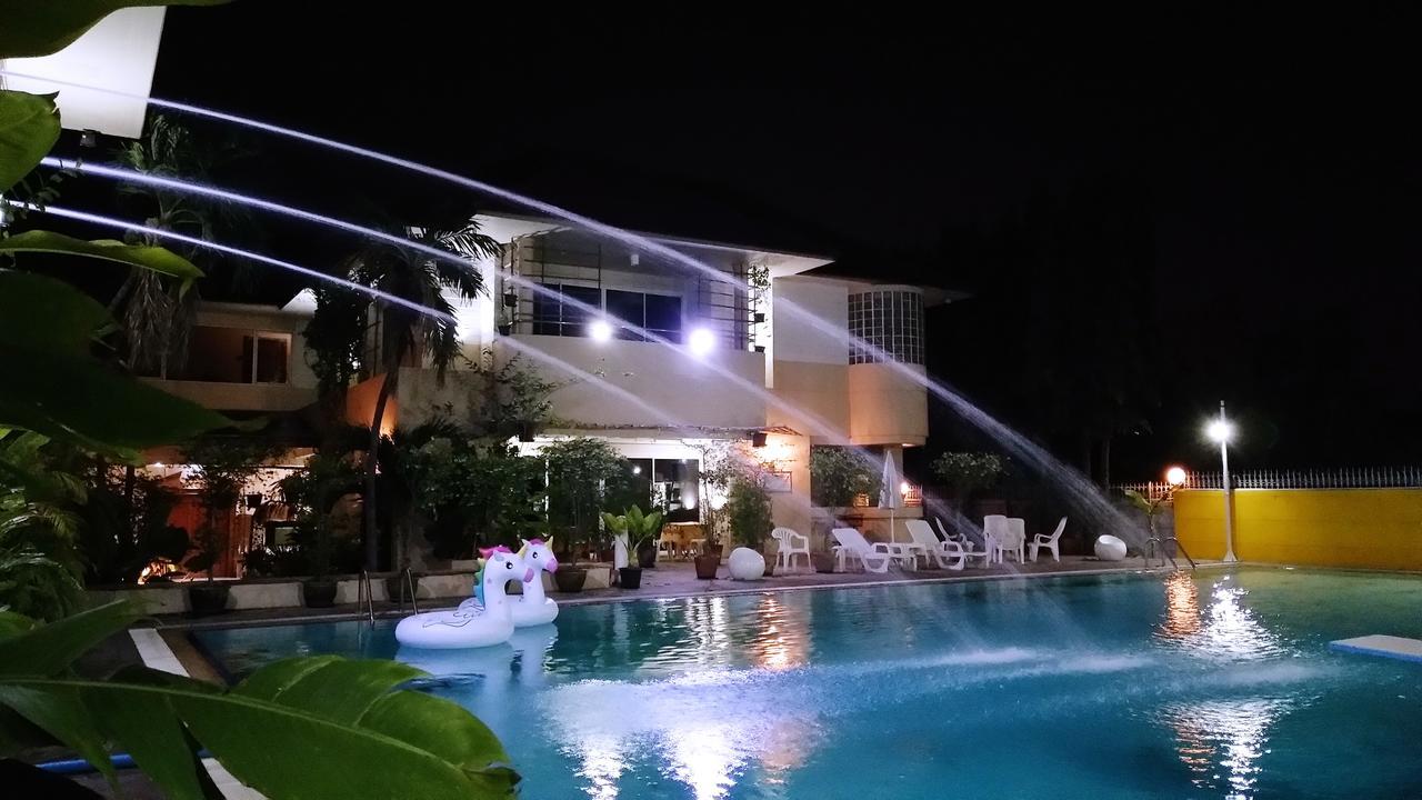 Asias Boutique Club /The Homestays 반 탈랏 랑싯 외부 사진