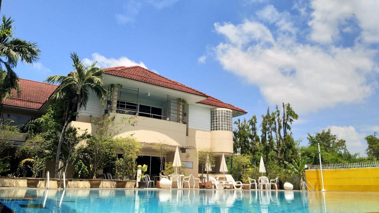 Asias Boutique Club /The Homestays 반 탈랏 랑싯 외부 사진