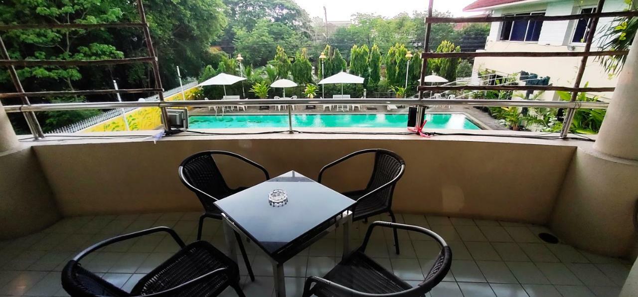 Asias Boutique Club /The Homestays 반 탈랏 랑싯 외부 사진