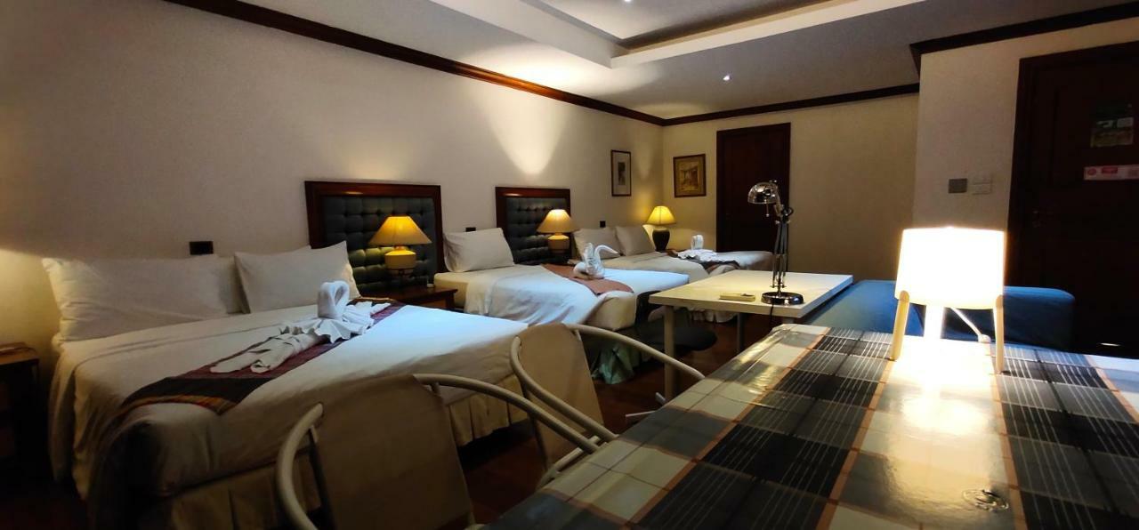 Asias Boutique Club /The Homestays 반 탈랏 랑싯 외부 사진