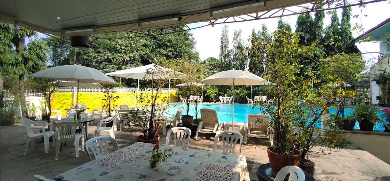 Asias Boutique Club /The Homestays 반 탈랏 랑싯 외부 사진
